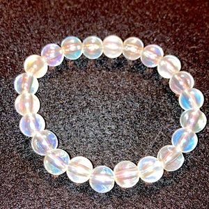 Unisex clear beads 2